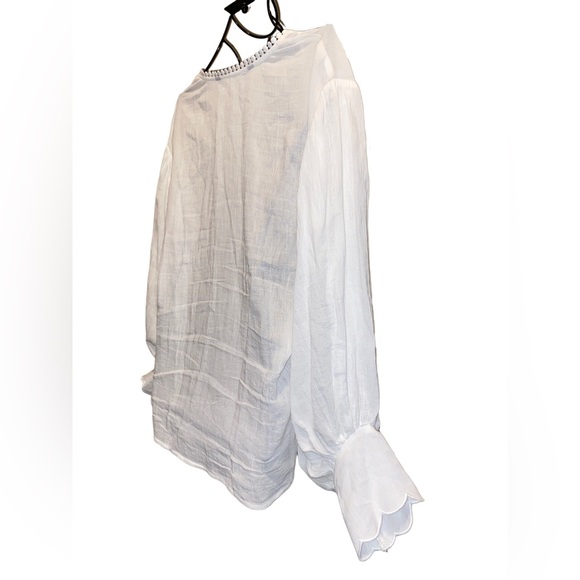 Button Down Elastic Cuff Blouse In WHITE - Picture 3 of 5